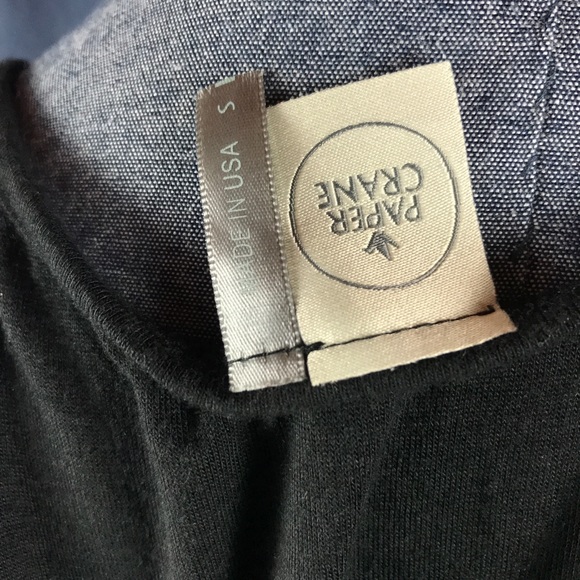 Paper Crane L high low black shirt with lace hem - Picture 4 of 6